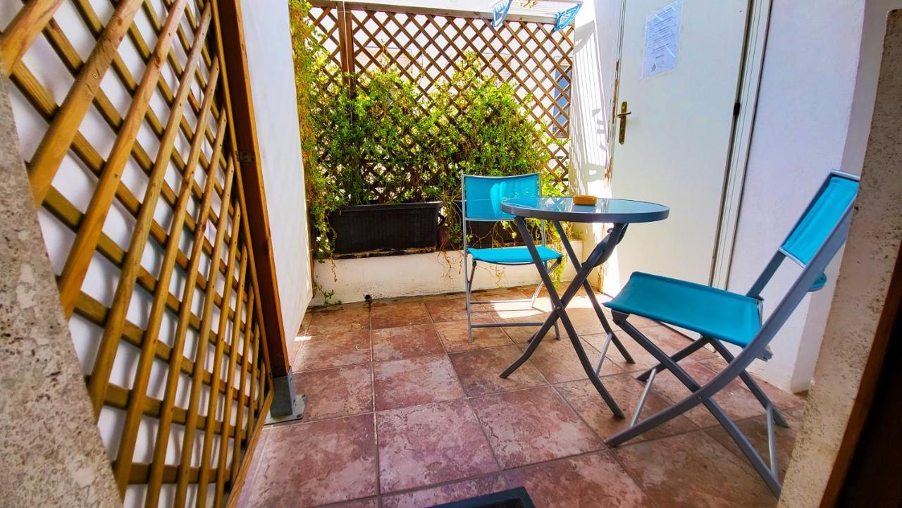 レッチェ Attico Barocco Bed & Breakfast エクステリア 写真