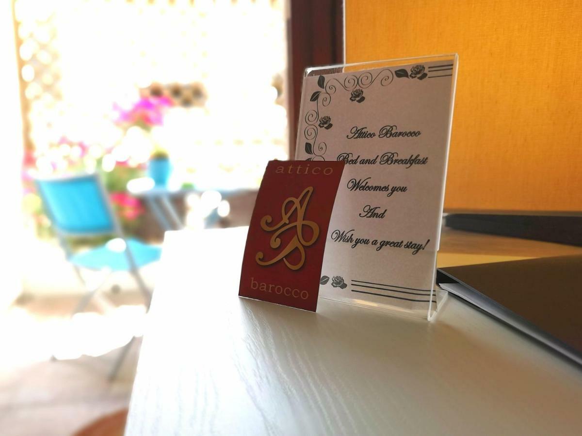 レッチェ Attico Barocco Bed & Breakfast エクステリア 写真